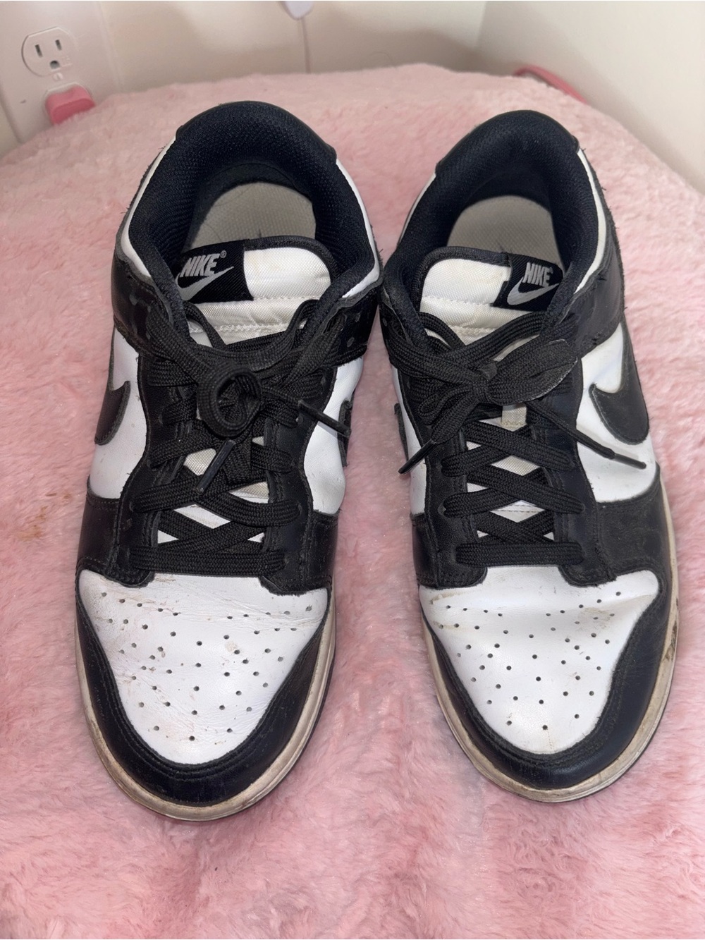 Nike Dunks Men’s Black and White Retro Low-Top Sneakers